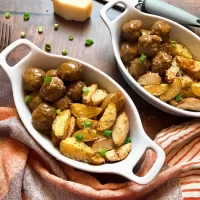 Chiftele din carne slaba de porc cu piure de cartofi