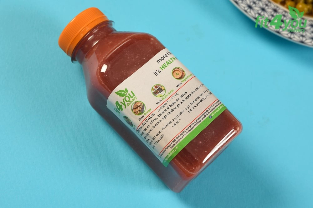 Smoothie cu afine, banana si lapte de cocos